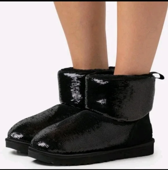 UGG Women's Classic Mini Mirror Ball Sequin Boots sz 6 - Picture 1 of 7